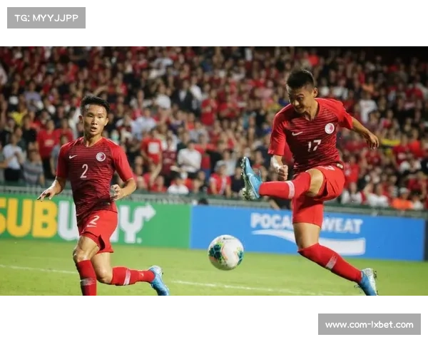 全运会香港球迷组团赴横琴观赛，称交通便利增强归属感