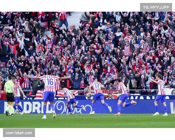 西甲下赛季起将全面启用半自动越位识别技术，本周进行裁判员培训